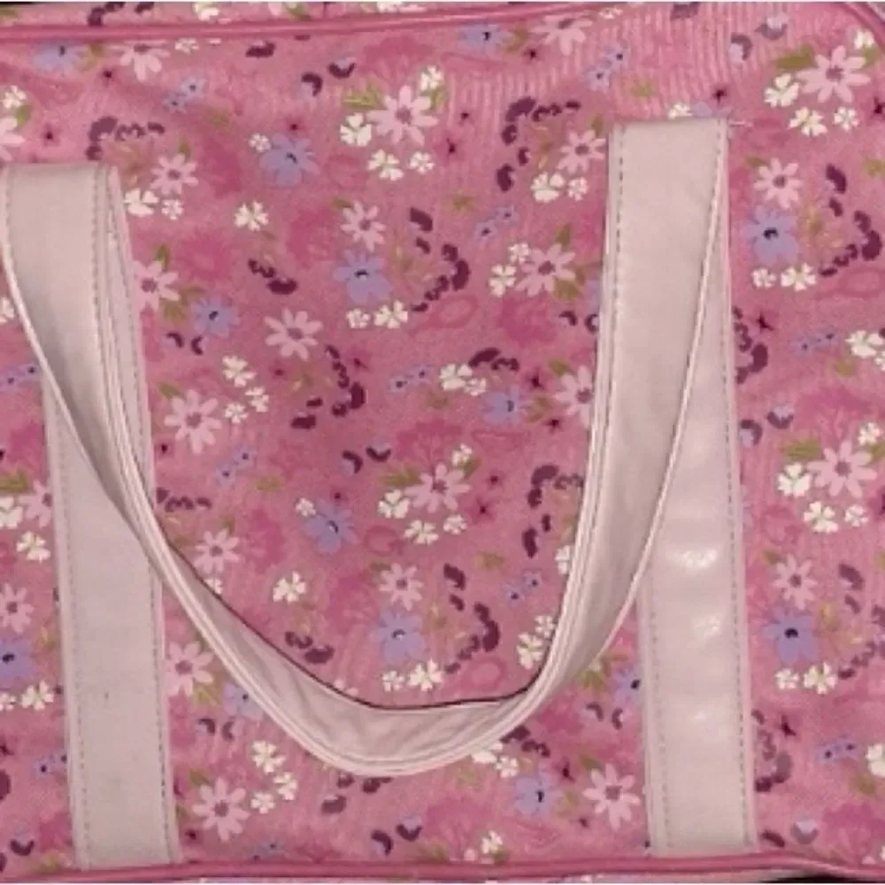🎀Disney Store Princess LG Pink overnight Duffel bag crossbody 🛍️